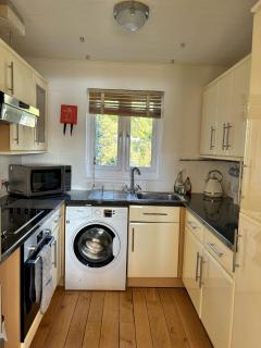 Kinsale Lodge · Cotswolds Lakeside - Spring Lake - 3
