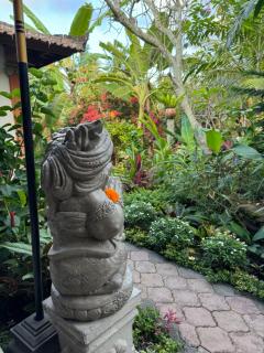 Indah puri Bali Bungalow on Candidasa beach - Candidasa - 9