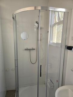 The Dutch Tulip Hostel - 2