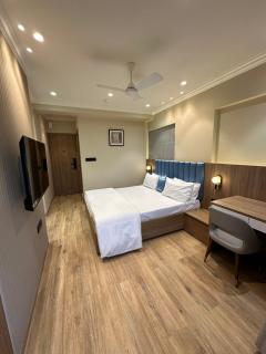Rudraya Homes - Cozy Premium Serviced Apartments Khar - next to Bandra - 5