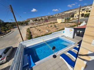 Michael Angelo Villa - 8