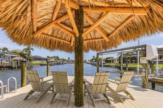 What a View -Gulf Access, Southern Exposure, Pool, Ping-Pong-Waterside Oasis - Roelens - Cape Coral - 8