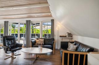 Well-Maintained And Cozy Holiday Home Near Ebeltoft - Ebeltoft - 4