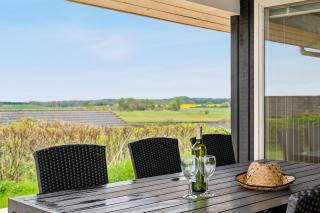 A Beautiful Holiday Home With A Sea View, Not Far From Ebeltoft, - Ebeltoft - 7