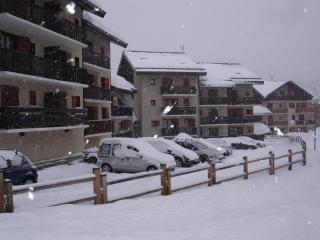 Appartement 3 pièces cabine 6 pers. 3* avec balcons, proche télécabine et commerces – Valloire - FR-1-263-514 - 2