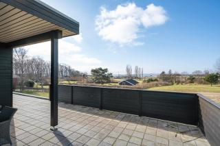 Spacious Holiday Home Near Ebeltoft Ideal For 10 People - 4