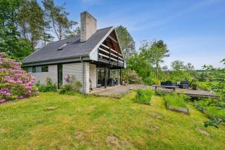 Cozy Holiday Home In Scenic Surroundings - 0