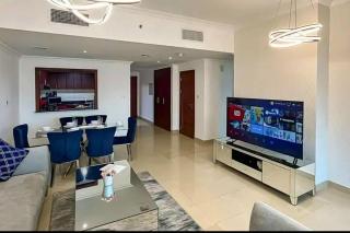 Spacious 2 Br With Lake View - Dubai - 4