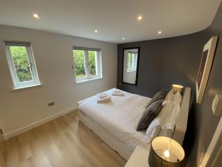 Luxurious 4 Bedroom New England Style Villa - Trewhiddle Villa 30 - St Austell - 1