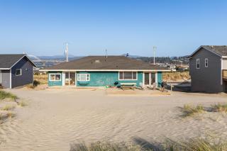 The Beach House - 2
