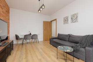 Minimalist Apartment in Łódź With Parking Near Łódź Kaliska by Noclegi Renters - Łódź - 3