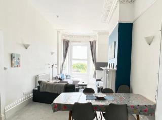 Queens Gate - Portsmouth - 5