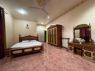 Big and cheap Homestay - 9