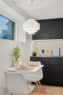 Modern apartment with wifi and new furniture - Free parking - Haugesund - 3