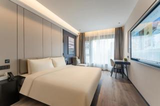 Atour Hotel ShanghaiPeople's Square Xintiandi Subway - 1