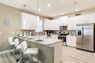 Last Minute Disney Getaway! Private Pool, Hot Tub & Games Room. Book Now! #97667 - Davenport - 5