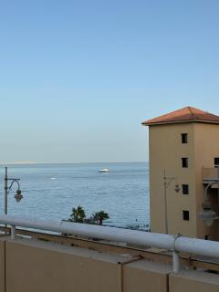 Central Hurghada Apartment with Private Beach & Pool - Hurghada - 8