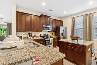 Last Minute Disney Getaway! Private Pool, Hot Tub & Games Room. Book Now! #93971 - Orlando - 2