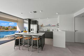 The Wharf 7E city apartment, overlooking Annabay, downtown Willemstad - 4