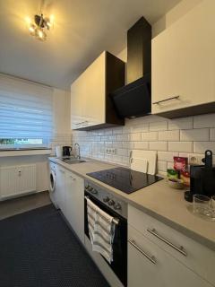 Zentrale ,moderne und stilvolle Wohnung nähe Klinik und Messe - - 4