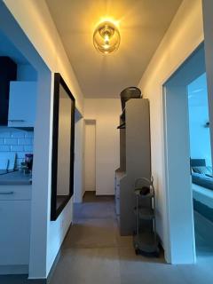 Zentrale ,moderne und stilvolle Wohnung nähe Klinik und Messe - - 1