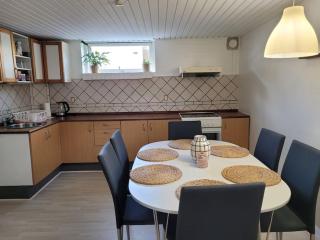 Cozy basement apartment in the center - Hirtshals - 7