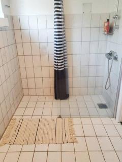 Cozy basement apartment in the center - Hirtshals - 2