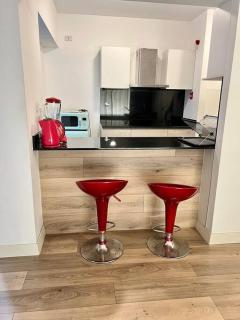 Amplio, Bonito , Silencioso y céntrico en Miraflores - 3