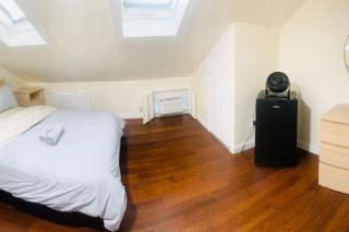 Sunny room near Brown University, Whole Foods with shared bathroom and kitchen cdb - Providence - 8
