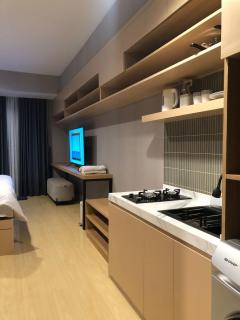 West Vista Apartment by Senyaman Living - Jakarta - 4