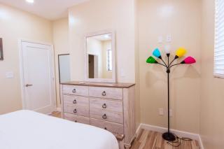 Stay in a Long Bay Beach Villa with a Shared Pool - Long Bay Hills - 7