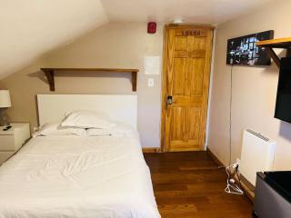 Nice room near Whole Foods, Brown, Downtown with shared bathroom and kitchen cdc - Providence - 4