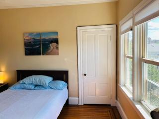 Sunny spacious room in Federal Hill, Downtown with shared bathroom and kitchen cb - Providence - 5