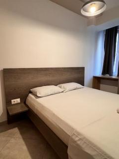 Εlli's Home #2 - 4