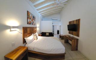 Merrils Deluxe at Veraclub - 5