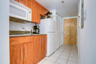 Modern Studio with Balcony, Pool, Gym and Games - Miami - 1
