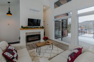 Red Mountain - cozy modern property fireplace close to skiing - Wentworth-Nord - 1