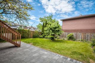 4 Bedrooms or 2 bedrooms house near Fairview Mall and 401 & DVP - Toronto - 1