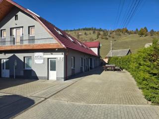 Antal Guesthouse - Ghimeş-Făget - 0