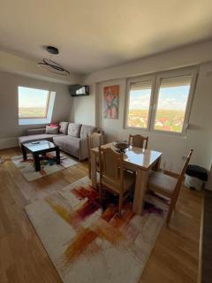 Apartment Dalmatina - Kumanovo - 0