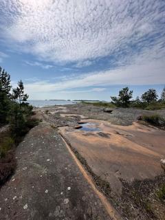 Eget hus med badtunna i skärgårdsmiljö - Kristinehamn - 3