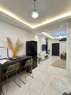 BAAHbie Lux Properties, Hannahs House 2 bed Apartment - 9