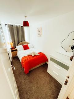 Bromley Stylish Modern Escape 2 Bed Apartment - Bickley - 5