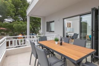 Apartments Villa Mt Brela - 4