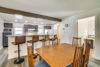 Less Than 1 Mi to Dwtn Valparaiso Family Home - Valparaiso - 6