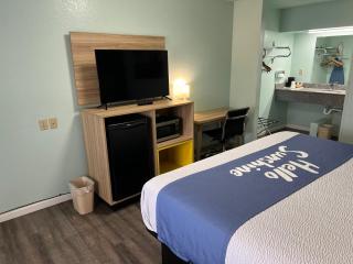Days Inn by Wyndham Pratt - Pratt - 4