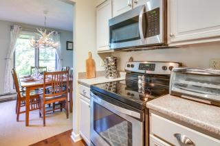 Pet-Friendly Wintergreen Resort Condo with Patio! - Mount Torry Furnace - 9