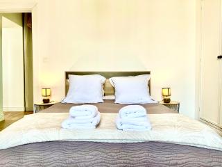 Chez Pierrot - Pont-Neuf - Vue Cité Médiévale - 8