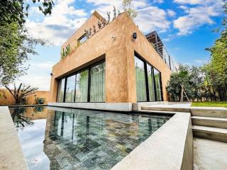 Luxury 4BR Villa With Pool, Amelkis - Marrakech - 0