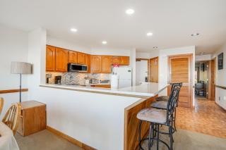 1 Mi to Wintergreen Resort Mtn-View Condo! - Mount Torry Furnace - 1
